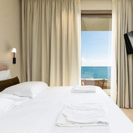 Kales Sea View Suites Ierápetra Exteriör bild