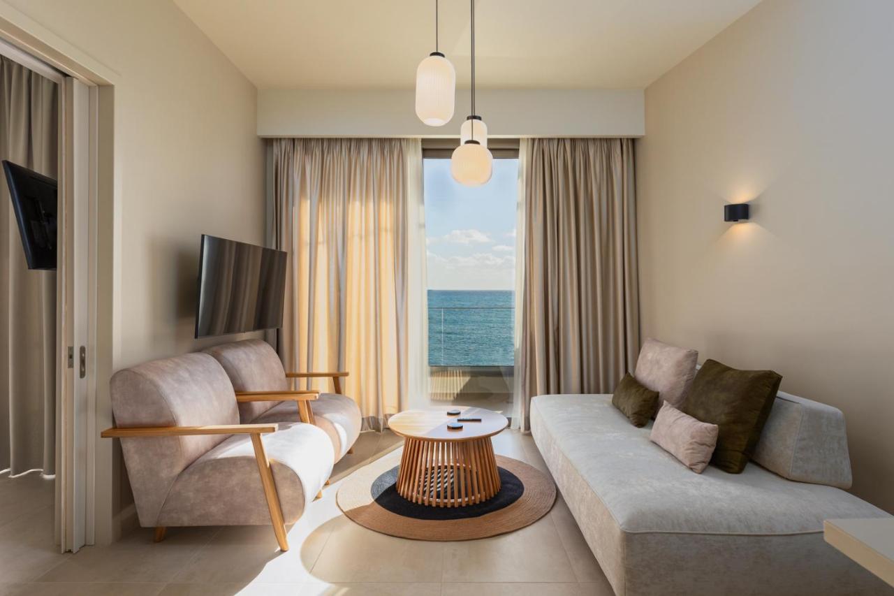 Kales Sea View Suites Ierápetra Exteriör bild