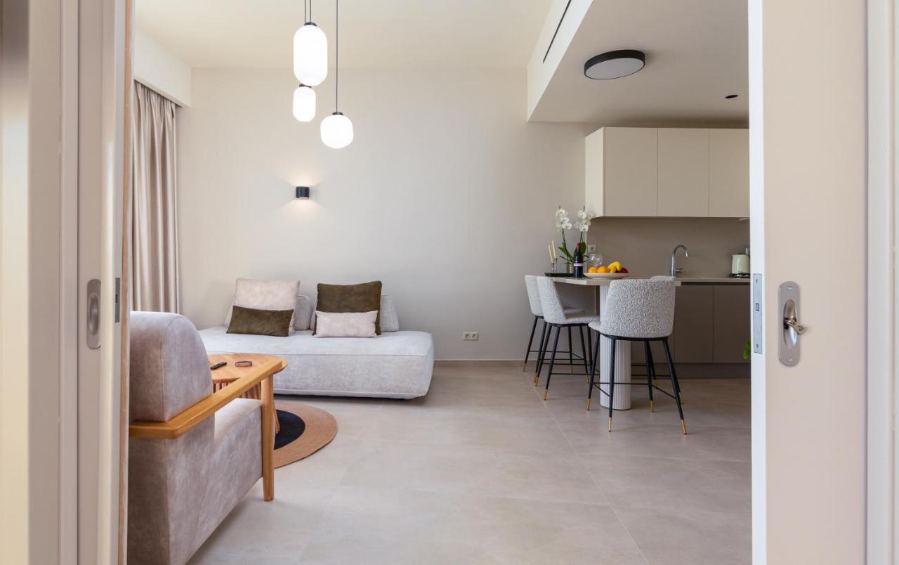 Kales Sea View Suites Ierápetra Exteriör bild