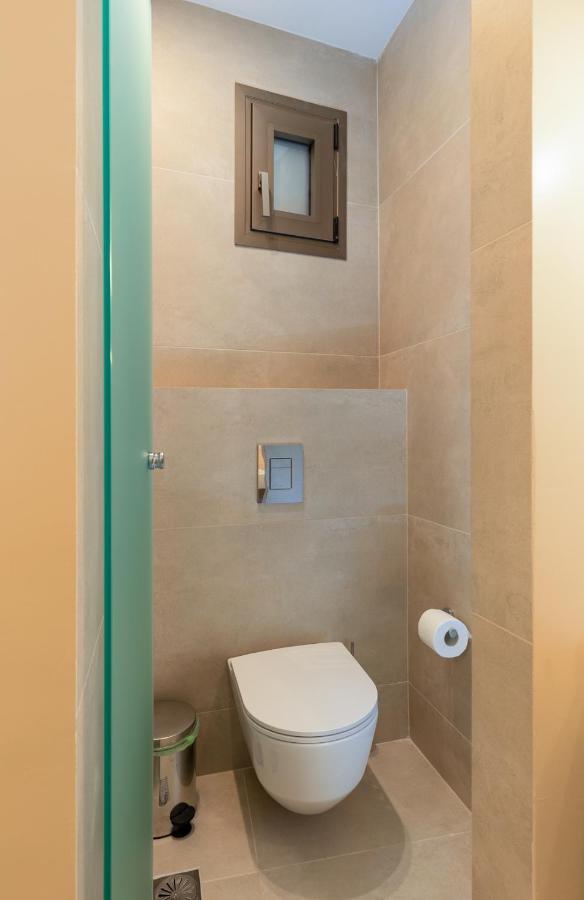 Kales Sea View Suites Ierápetra Exteriör bild